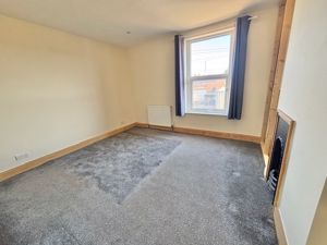 Bedroom- click for photo gallery